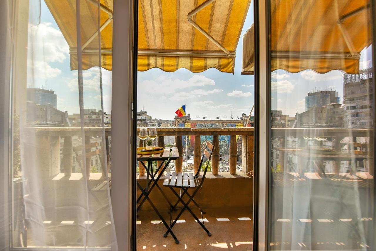 Chic Accommodation With Breathtaking Views Over Calea Victoriei - Your Central Heaven Bucharest Exterior photo